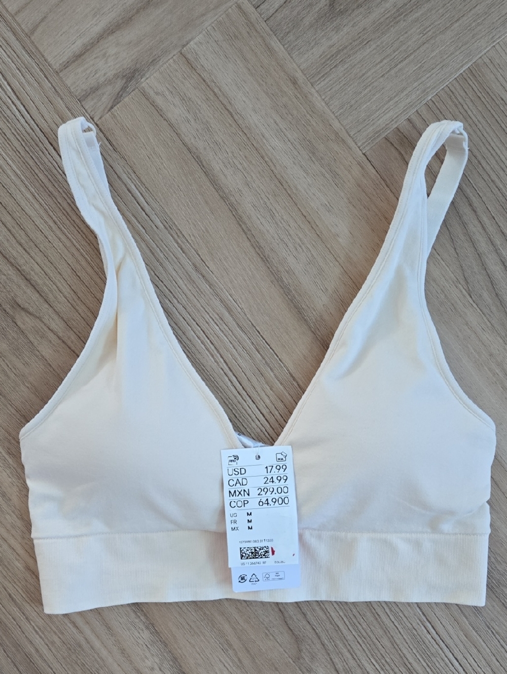 H&M Cream Seamless Bralette - V-Neck Crop Top M